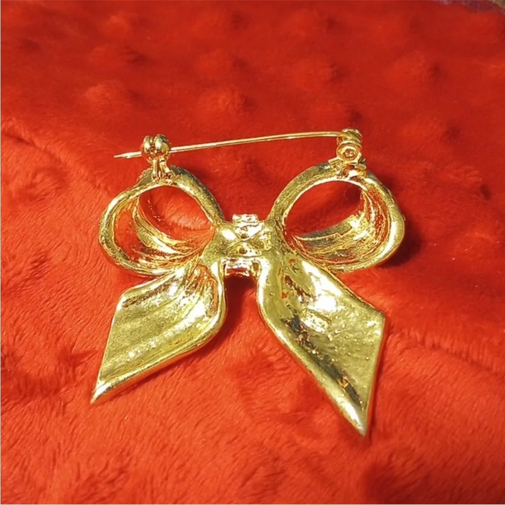 Gold Bow Brooch with Rhinestones - Picture 7 of 9